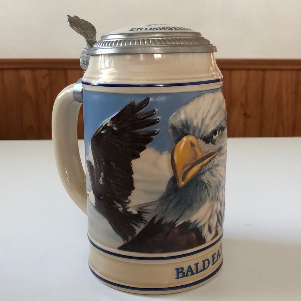 Vintage 1989 Budweiser Endangered Species Series Bald Eagle  Ceramic Stein CS106